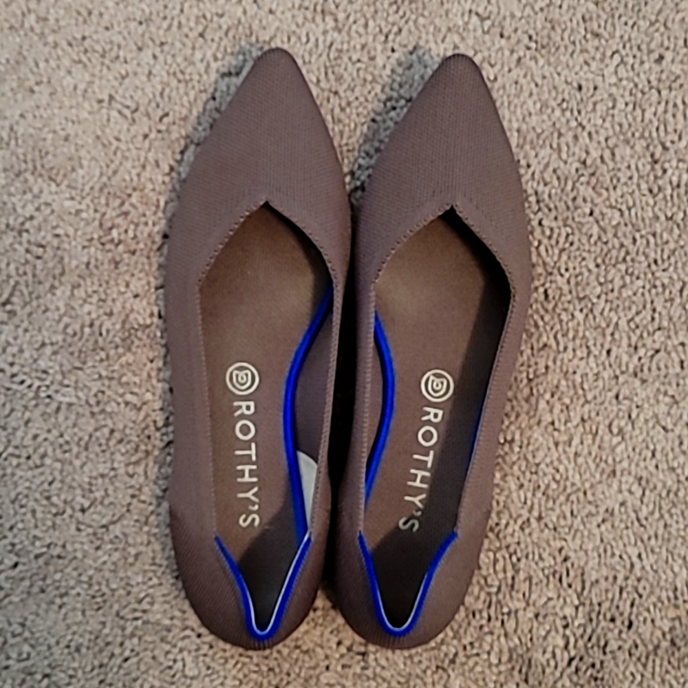 Chocolate Size 10 Rothy's flats